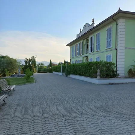 Апартаменты La Palazzina Della Meridiana *