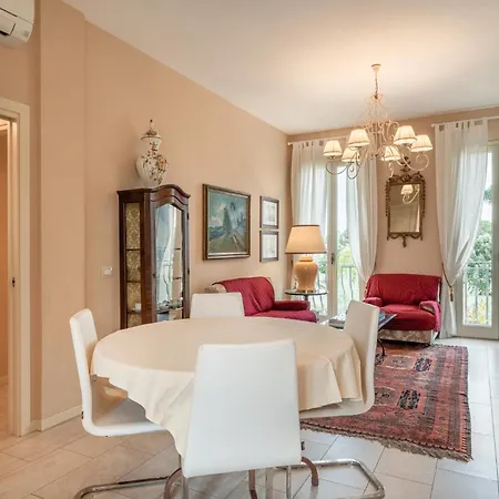 La Palazzina Della Meridiana Chiesina Uzzanese